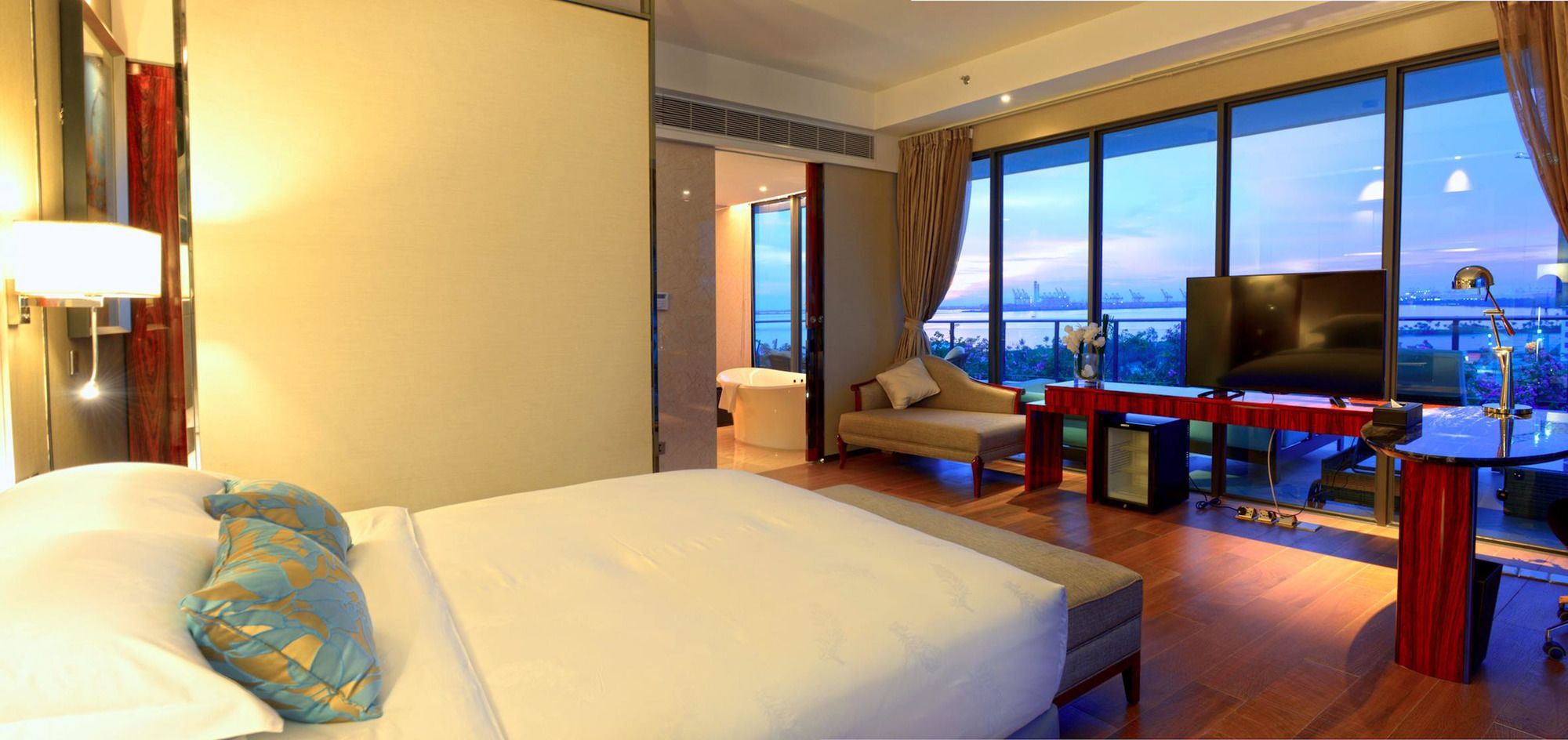 Forest City Marina Hotel Gelang Patah Exterior foto